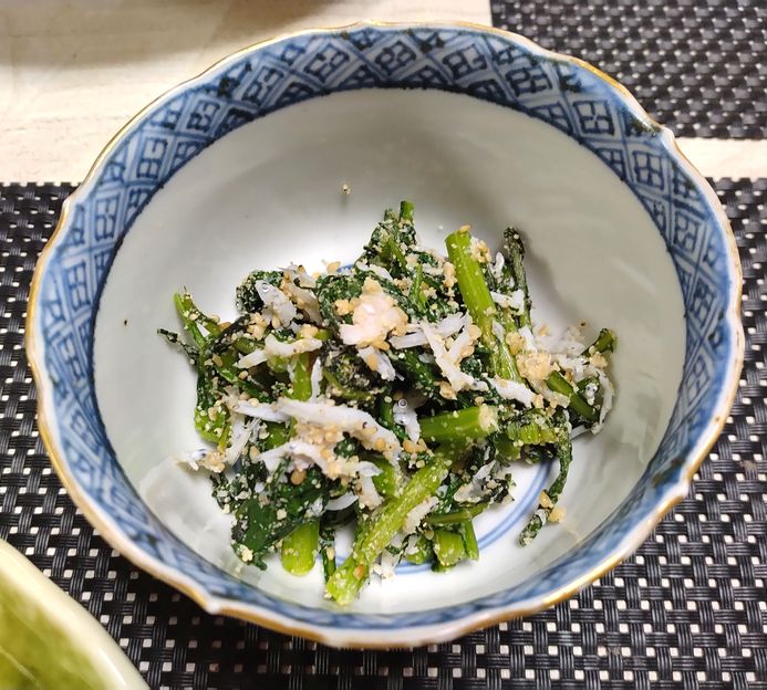 ＊菊菜、釜揚げちりめんの胡麻和...