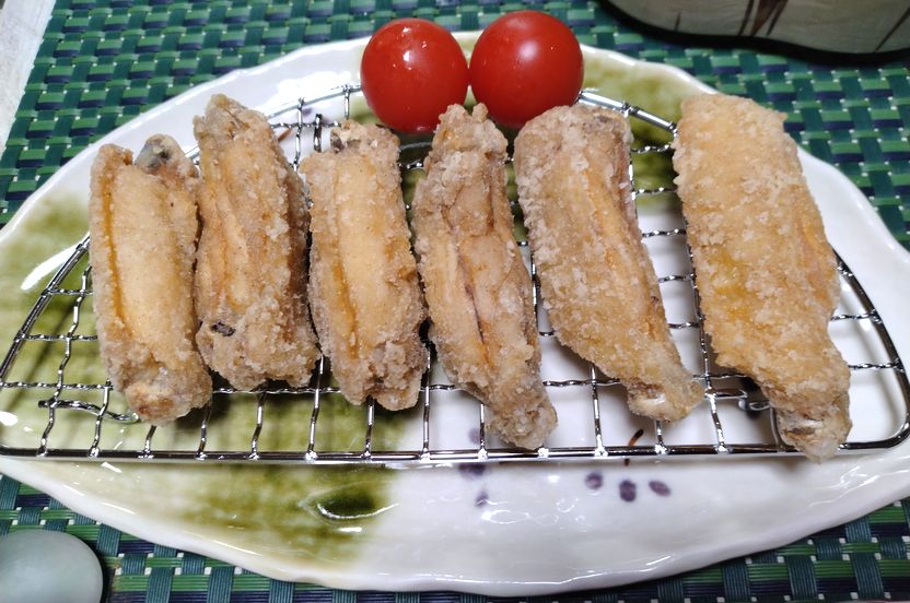 ＊鶏手羽中のから揚げ ほんとは...