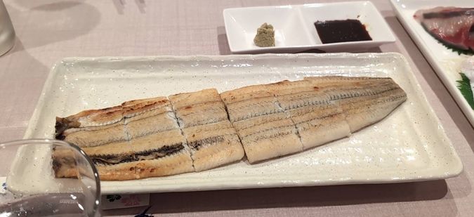穴子の白焼き　4人で