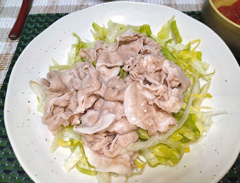 ＊豚冷しゃぶ 豚ロースで 入梅...