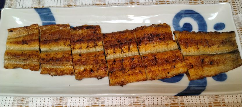 *鰻の白焼き ワサビとお醤油で...