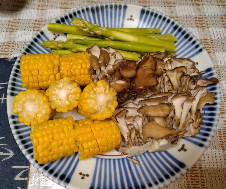 *さぬきの目覚め、🌽、舞茸、 ...