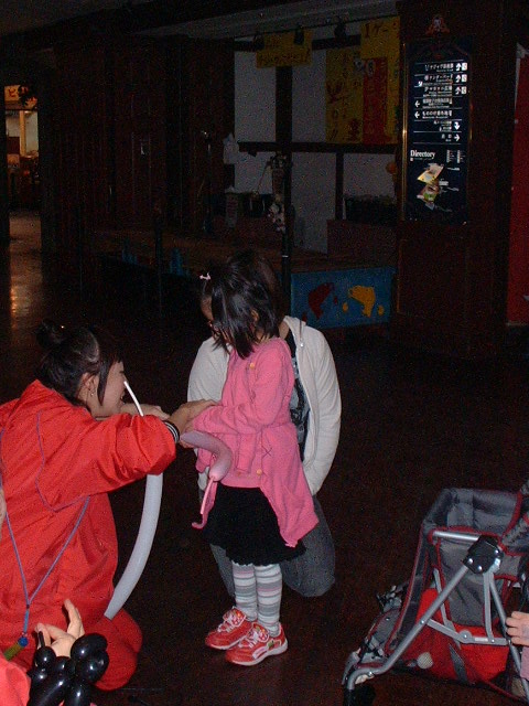 風船で・・・