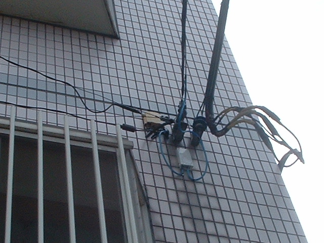 本日　光回線に・・・