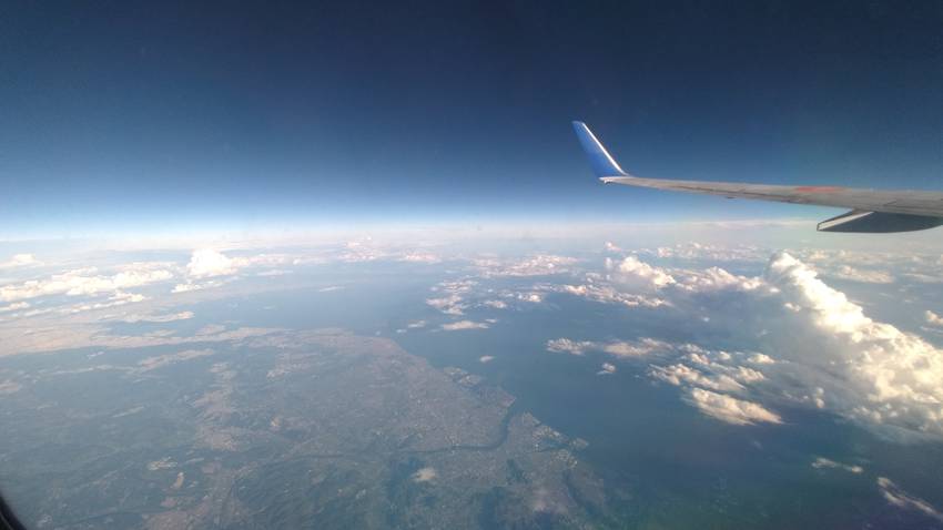 水曜日の空