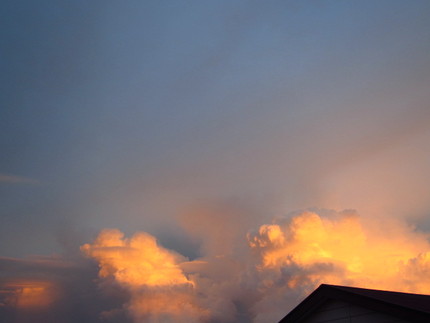 【宙】湧き起こる夕東雲