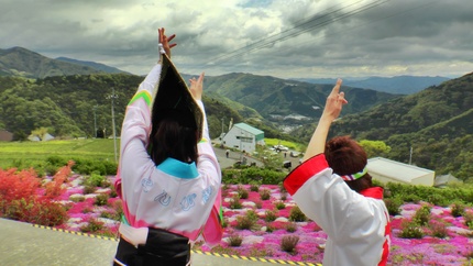 花の里で阿波踊り