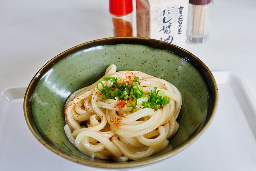 醤油をかけただけの しょうゆウ...