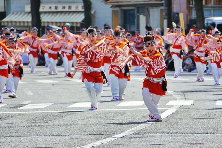 2016高知よさこい 本丁筋踊...