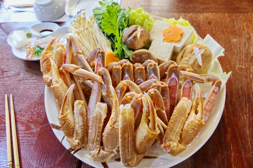 カニ刺と蟹ミソ カニツアー(4...