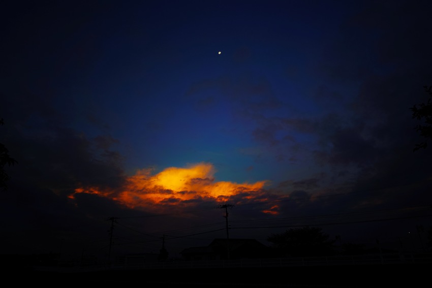 早朝に現れた雷雲、この後 高松...