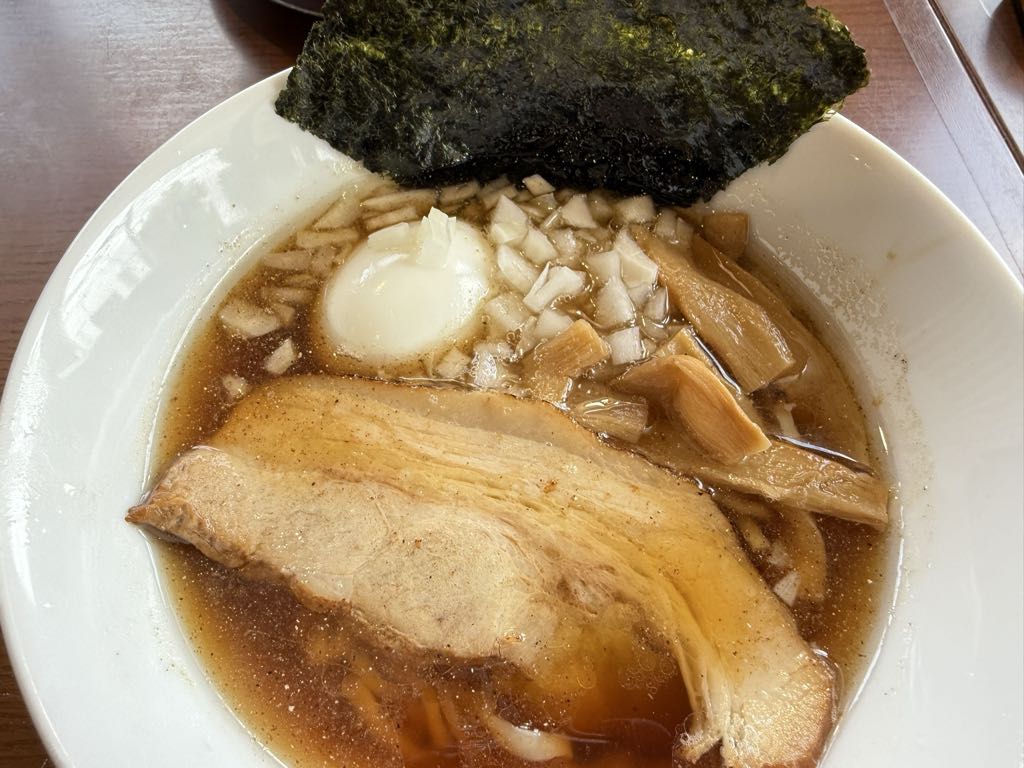 ラーメン屋に行く