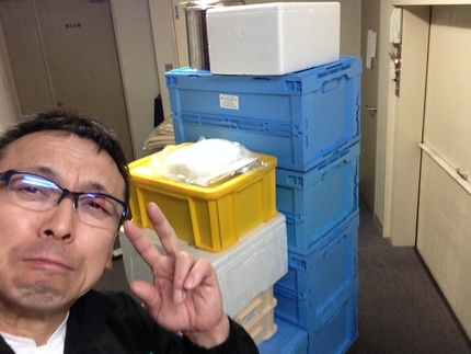 エレベーター積めねえーー(笑)...