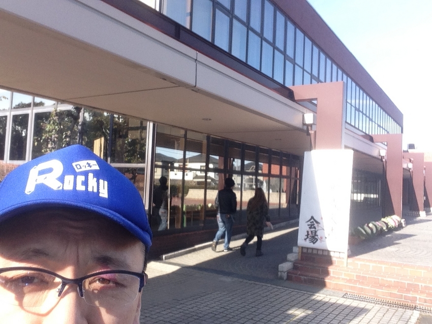 晴れ着のみなさんが続々とお集り...