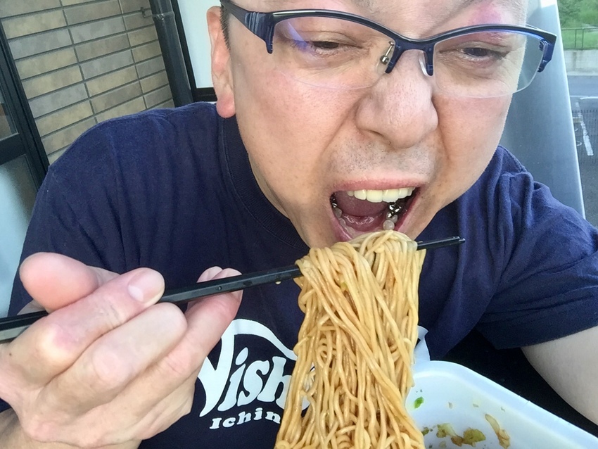 もうねえ、絶対食べきれないのに...