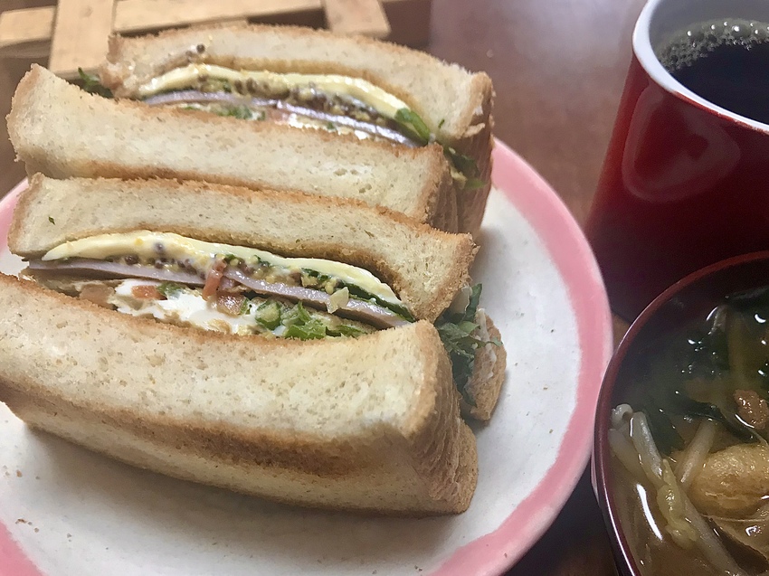 サンドイッチはトースト派ですか...