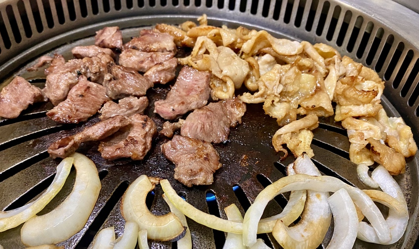 玉ねぎと一緒焼くが流儀