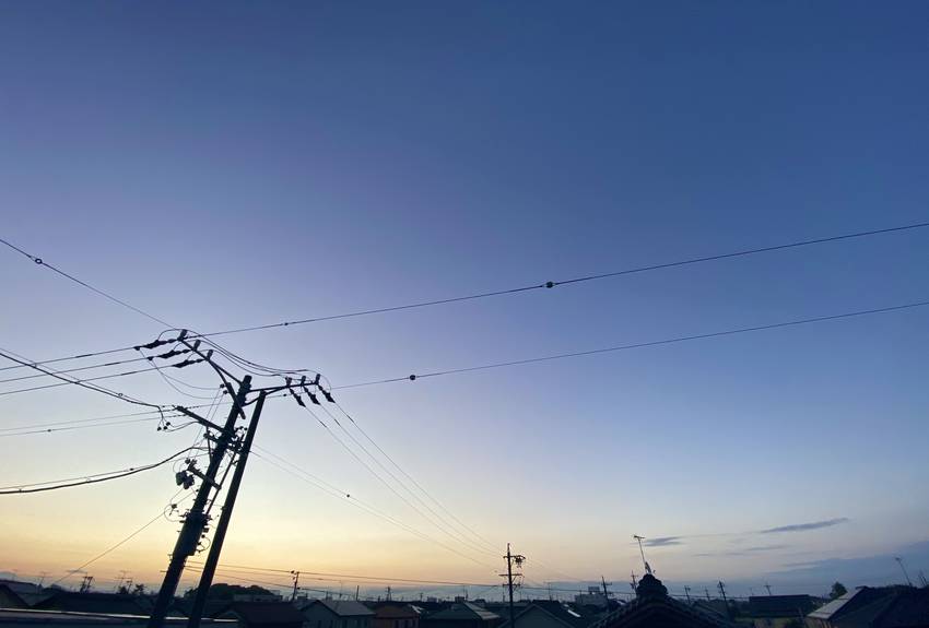 4:37、22.6℃涼しいなあ...