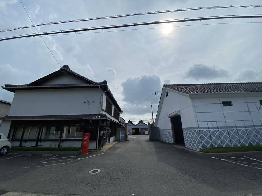 入り口ははこんな感じでね