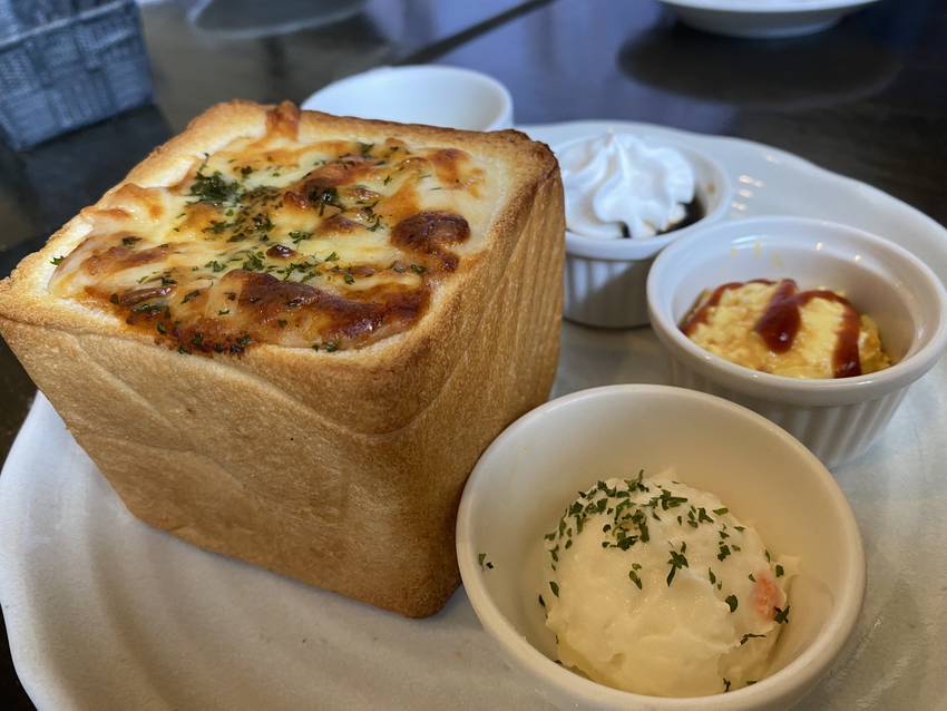 グラタン？みたいな選択もあり ...