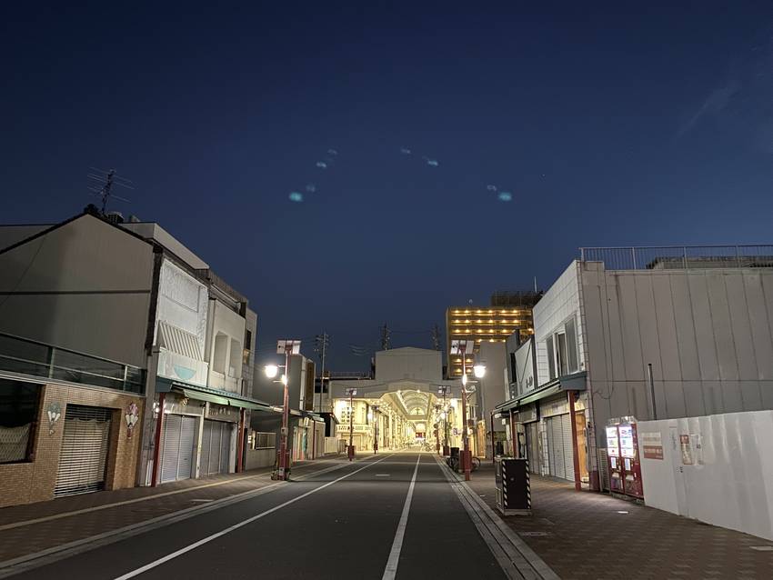 なんかUFOの編隊（笑）みたい...