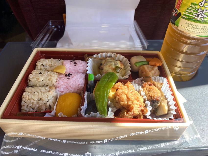 美味しそうだよねえ〜 俵の2色...