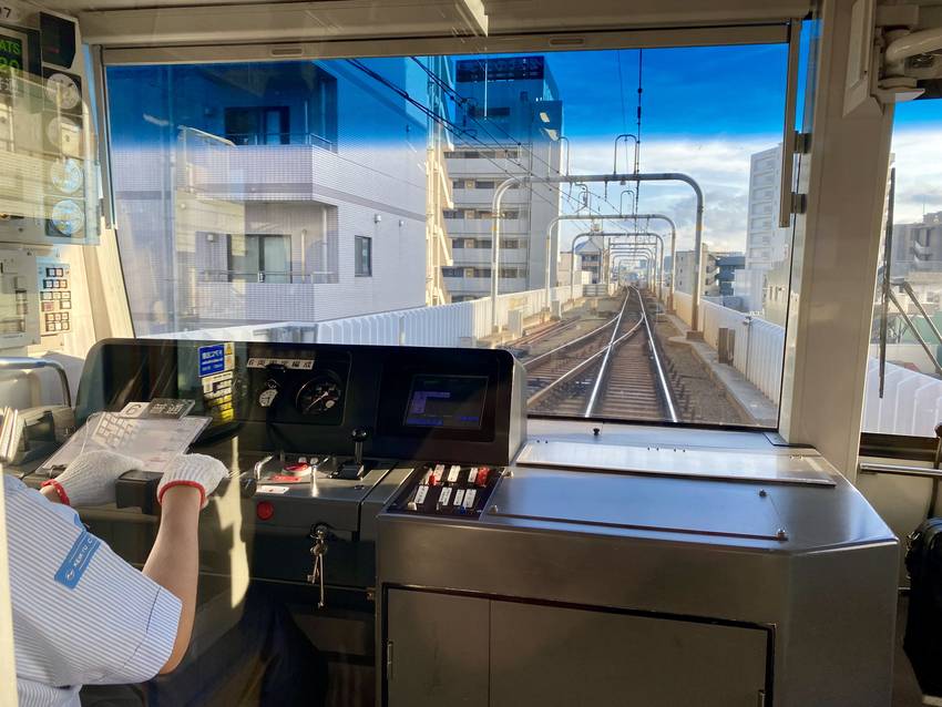 たまたま乗った車両が先頭でね ...