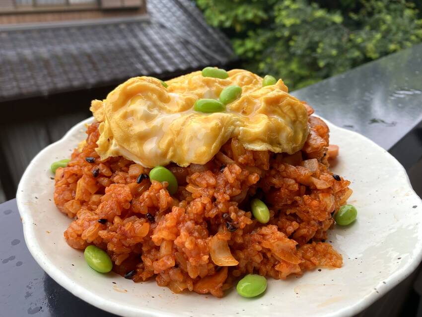 卵とケチャップライス両方を 美...