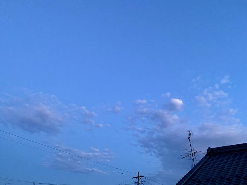 東の空もそれなりに 素敵だ！（...