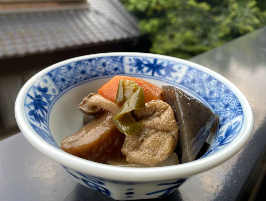 こんにゃく、ニンジン、お揚げ ...