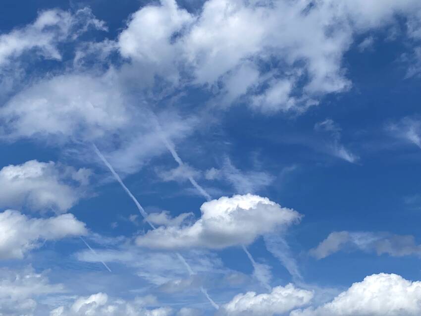 描きたい放題の飛行機ヤツら（笑...