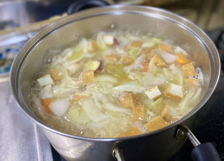 まあ〜なんでも野菜をたくさん煮...