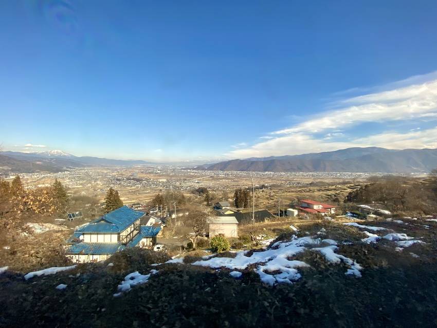 のぼりは進行方向左側の席に陣取...