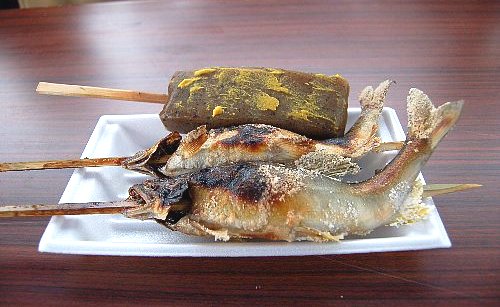 屋外で食べると