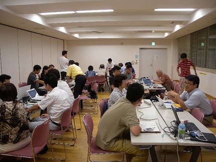 盛んに勉強会が開かれています