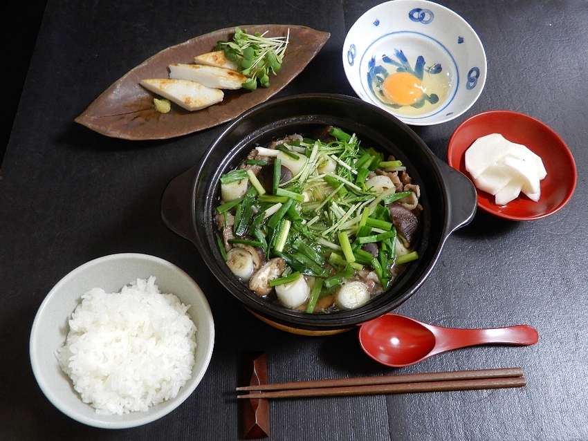 鍋料理「豚肉豆腐」　「笹蒲鉾　...