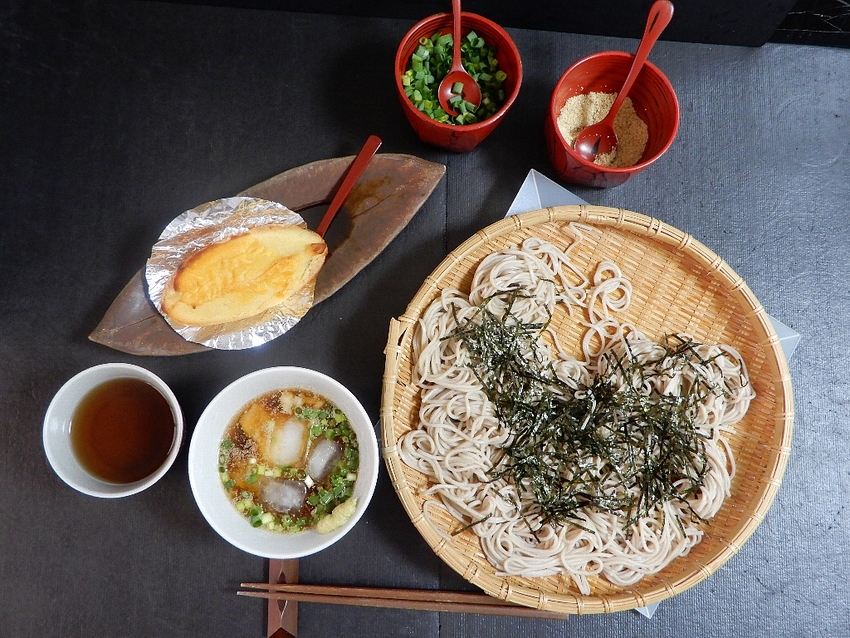 「ざる蕎麦」「そばつゆ」　薬味...