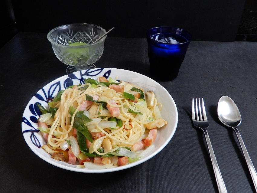 パスタ「ネギ＋ベーコン等の　ス...