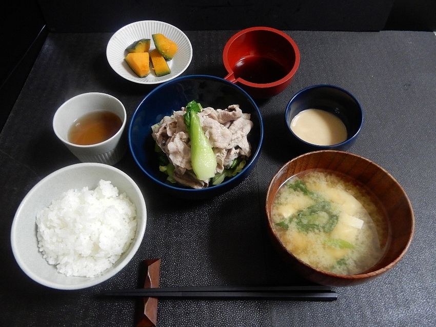 「豚肉の冷しゃぶ　茹で野菜」　...