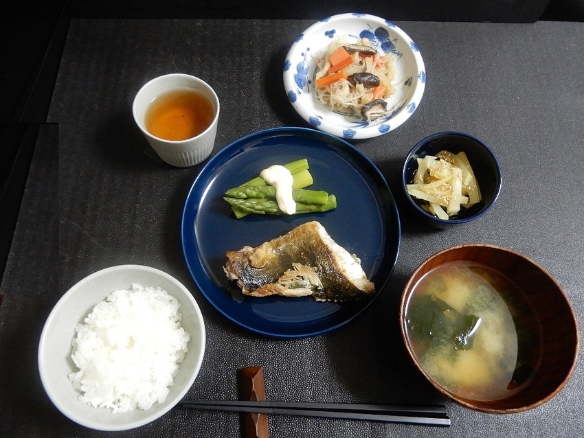 焼き魚「一汐ホッケ＋アスパラガ...