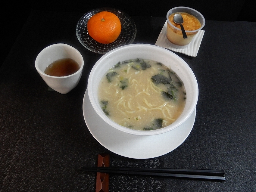 インスタントラーメン「横浜豚骨...