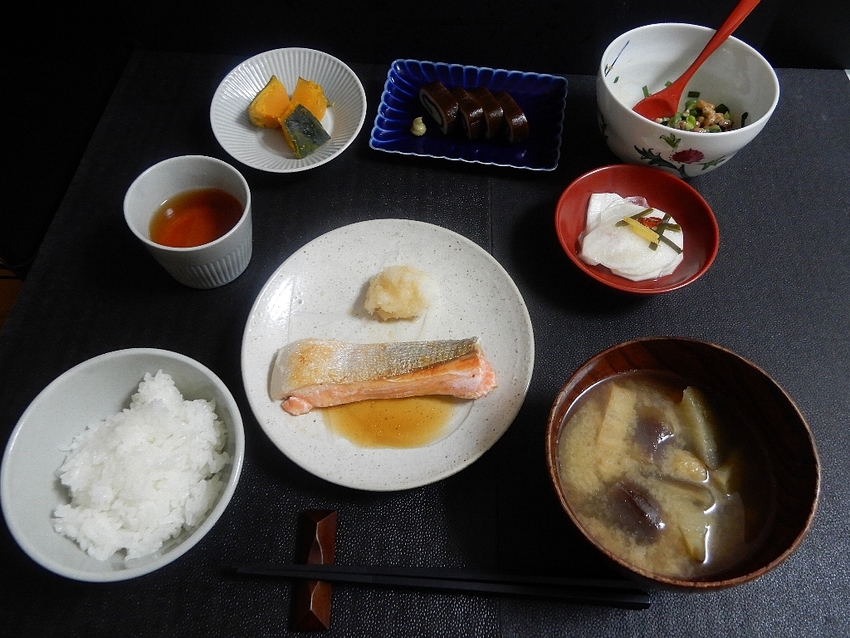 「春鱒　大根下ろし」　「昆布ま...