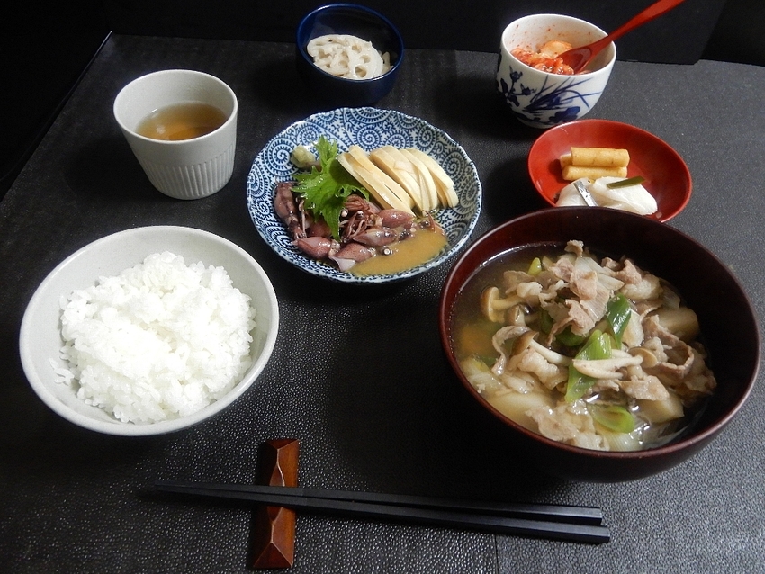 「芋煮汁」　お刺身「ホタルイカ...