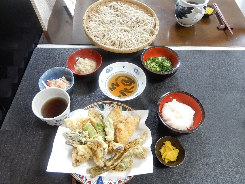 「もりそば」　天麩羅「筍＋たら...