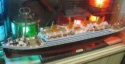 タイタニック号の模型