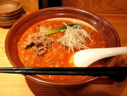 特製黒豚担々麺＠ラーメン【まる...