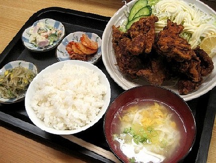 唐揚げ定食＠居酒屋【吉宗】兵庫...