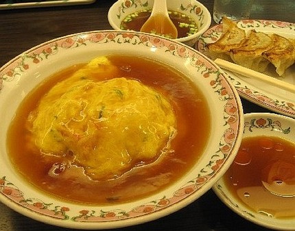 天津飯＋餃子＠【餃子の王将】（...