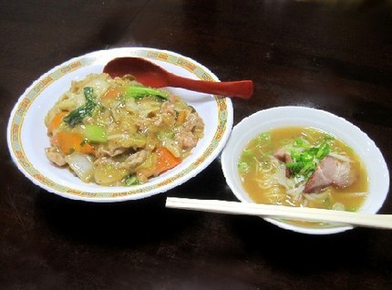 中華丼定食＠中華料理【萬家園】...