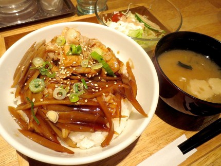 あぶり豚バラごぼう丼＠Ｃａｆｅ...